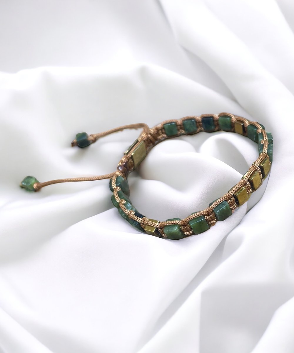 Küp Yeşim-Hematit Makrome Bileklik