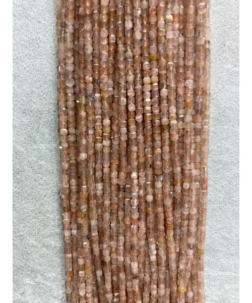 GÜNEŞ TAŞI KÜP 2,5*2.5 MM