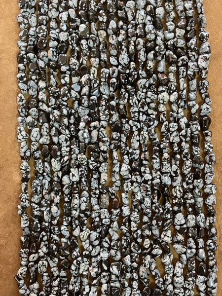 6*8mm Snowflake Obsidyen